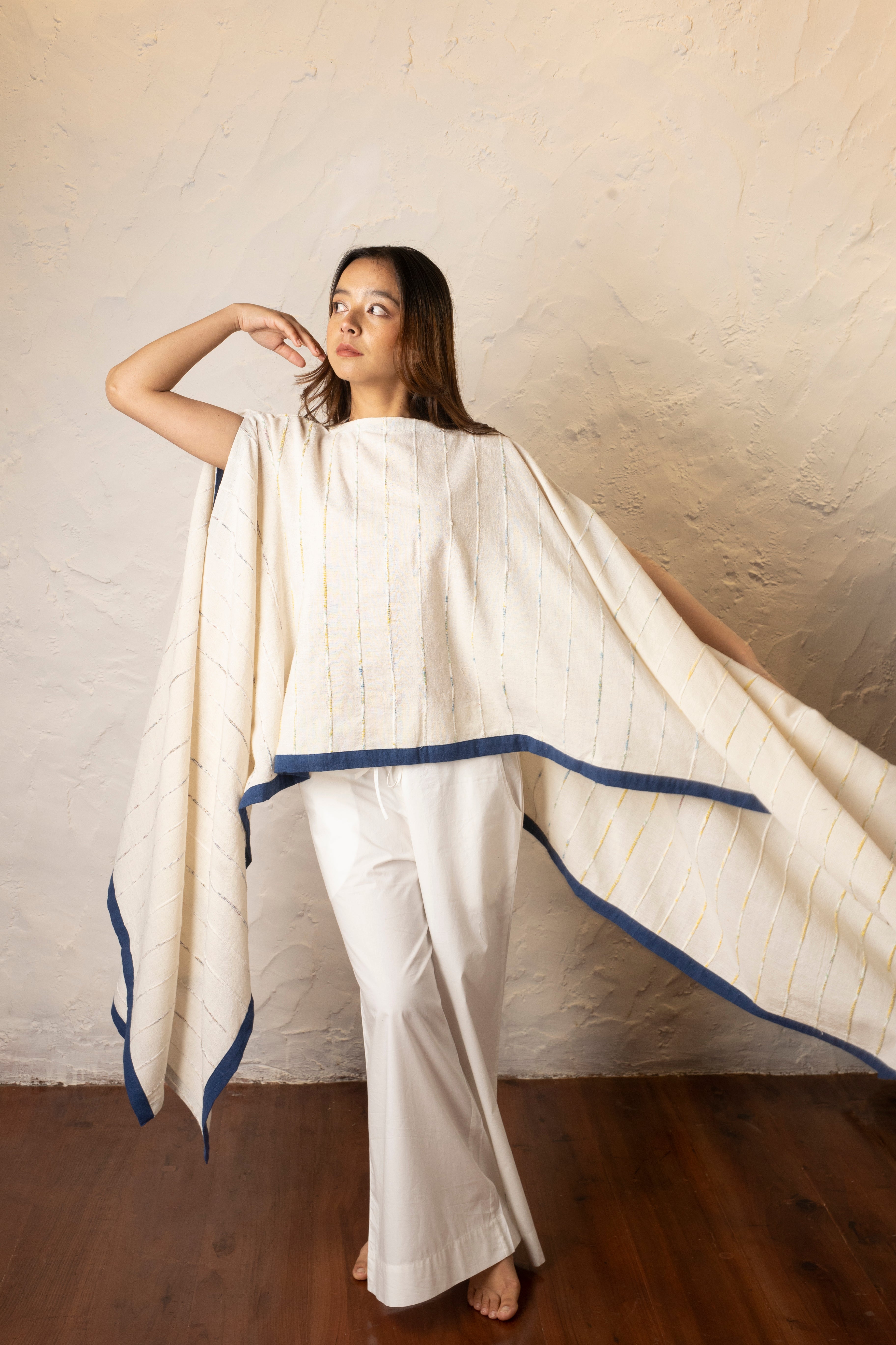 Kiamaa Cape - Kora and Indigo