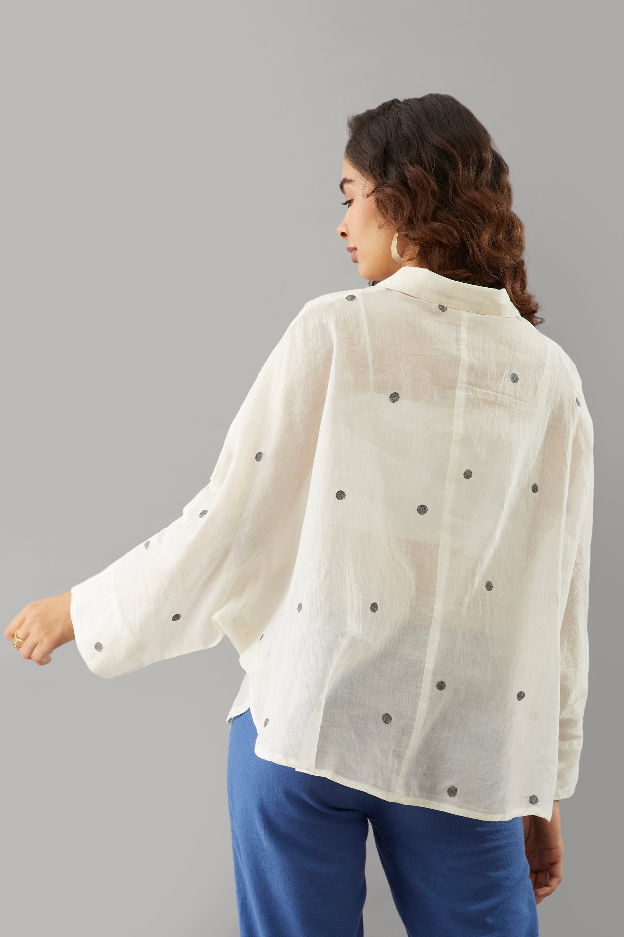 Chari Dolman Sleeves Shirt