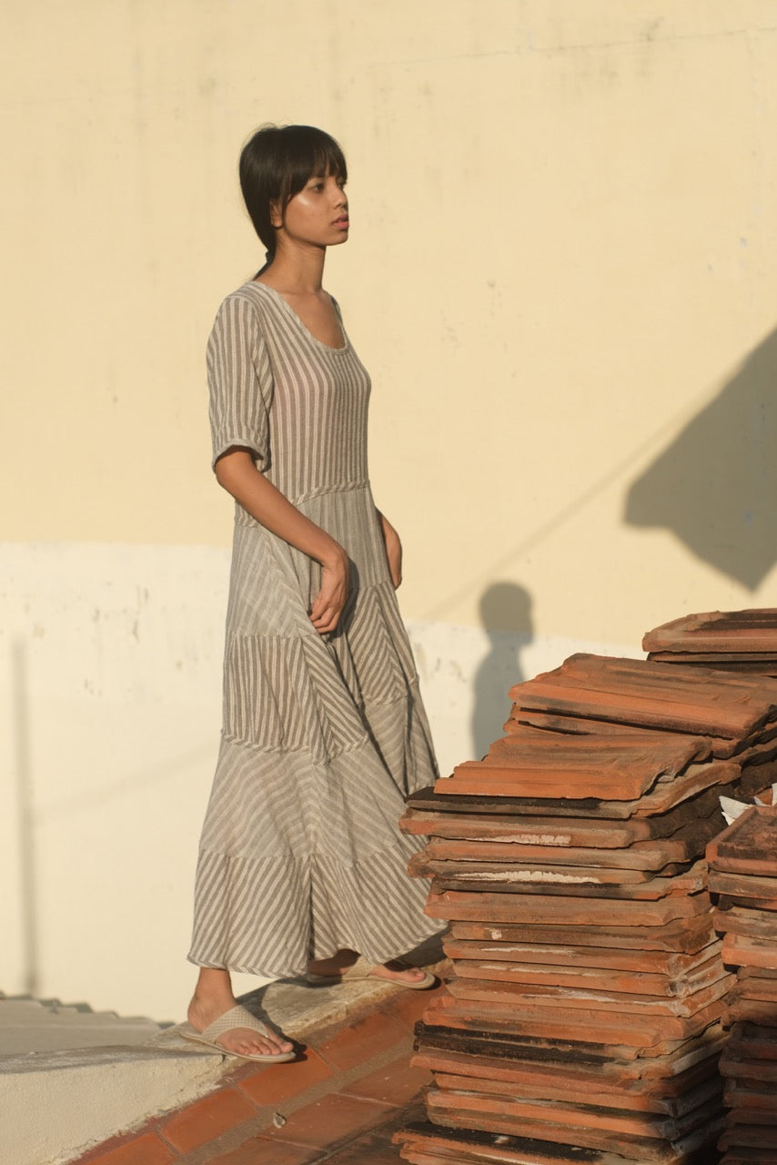 Esla Tiered Maxi Dress